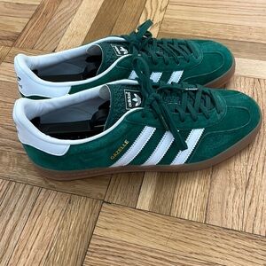 Gazelle Indoor ‘Collegiate Green Gum’ - Size 9M